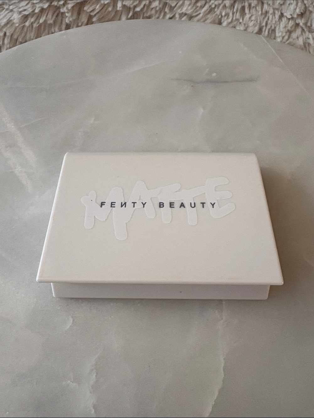Fenty Beauty UNIVERSAL 01 INVISIMATTE Powder